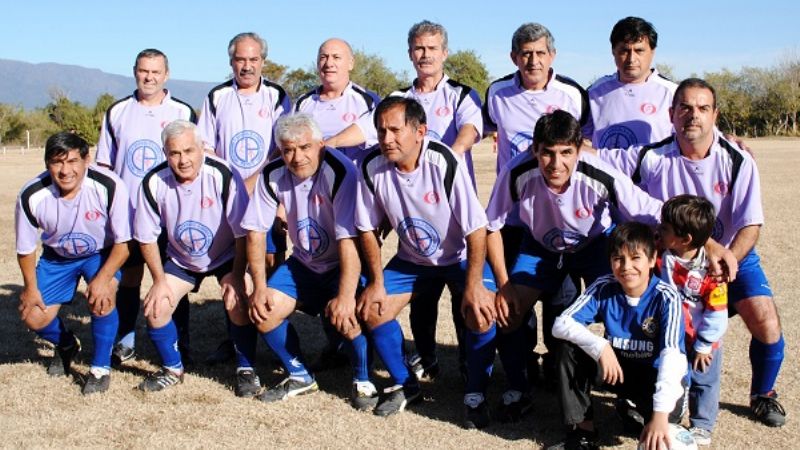 La Liga Interprofesional juega hoy en Maxi y Sénior