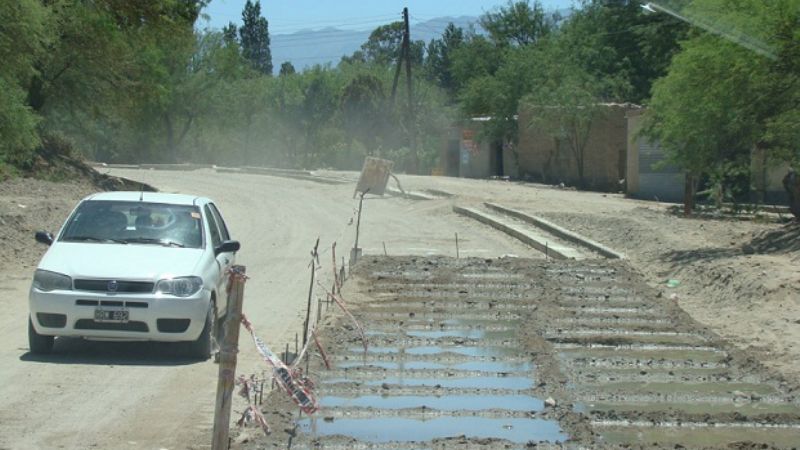 Transitar con precaución por obras en el tramo Las Mojarras - Quilmes  