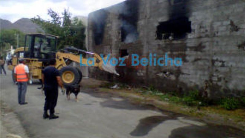 Belén: incendio de gran magnitud en un tinglado