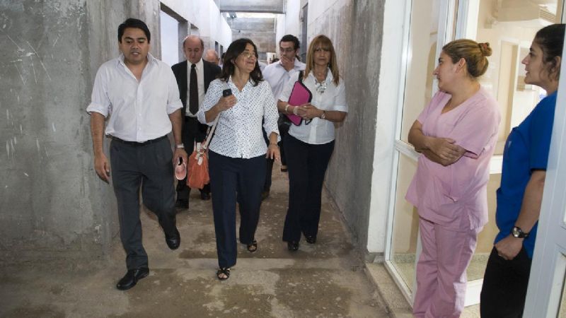 Corpacci inspeccionó obras en hospitales de Villa Dolores y San José