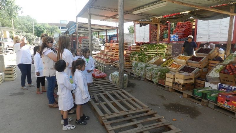 Cierre de las visitas de alumnos del SEM al Mercado de Abasto   