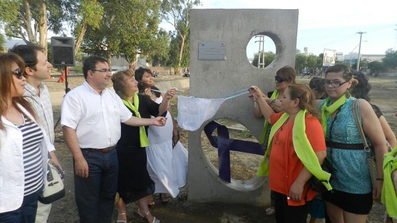Inauguraron mural en reconocimiento a la labor de AMAM