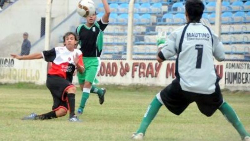 Defensores-San Martín en la primera final del “Petit”