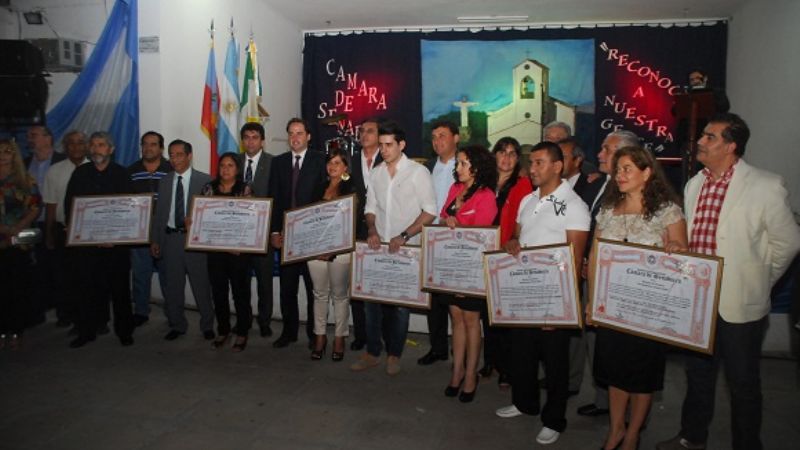 Mera participó del 6° Evento Cultural “Reconocimiento a Nuestra Gente” en Recreo