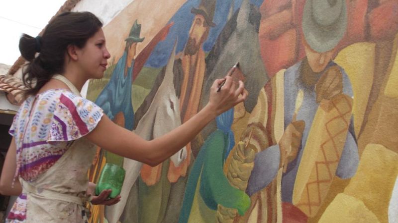 Renuevan el mural del Centro Cultural Yokavil