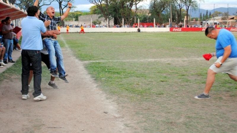 Coronel Daza, un campeón forjado desde la humildad