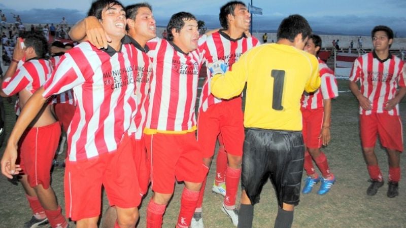 Coronel Daza, un campeón forjado desde la humildad