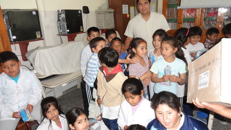 Conciencia bucal en la escuela de Loro Huasi