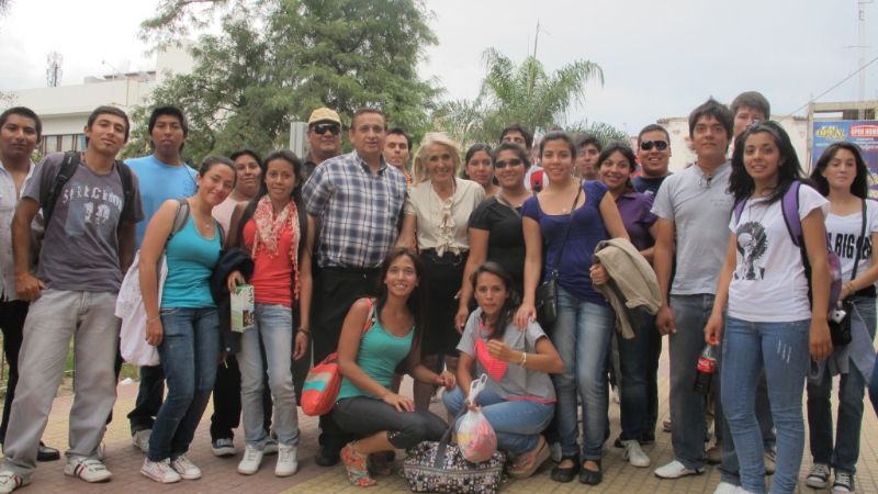 Partieron alumnos que participarán de jornada en Buenos Aires