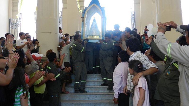 Entronización de la Virgen del Valle en el Palacio Municipal   