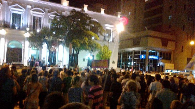 El “cacerolazo” se sintió en Catamarca