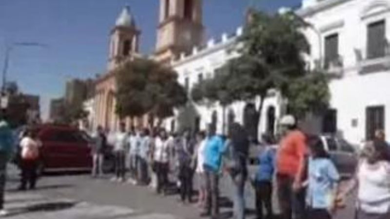 Agentes sanitarios protestaron y Lavatelli se comprometió a ayudarlos