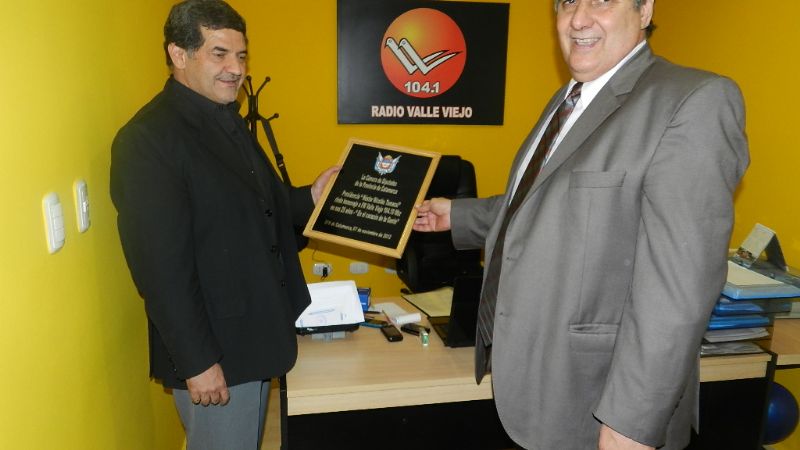 Tomassi visitó Radio Valle Viejo