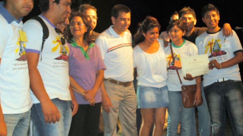 La gobernadora otorgó  distinciones “Al Mérito”