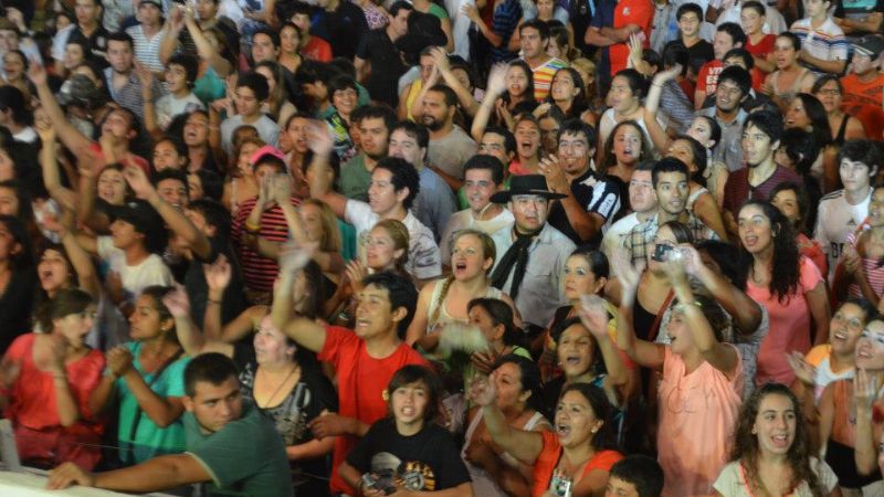 Cierre exitoso de la Doma y Folclore con Sergio Galleguillo y Los Huayras 