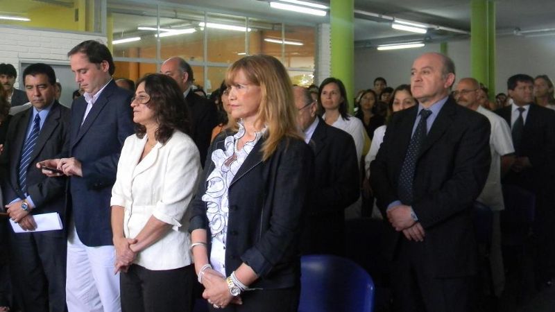 Villagra destacó el trabajo de todo el equipo sanitario y entregó insumos  