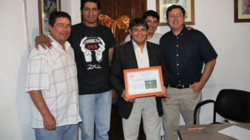 Reconocimiento a Andersch por apoyar al maxi básquet