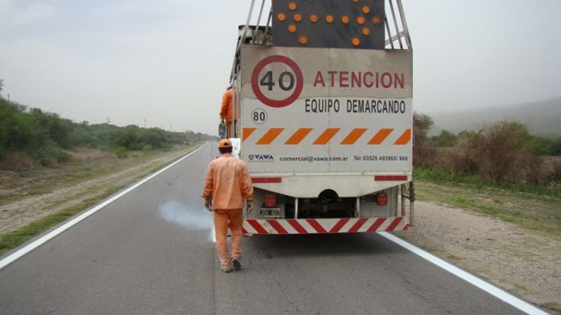 Realizan señalamiento horizontal entre Catamarca y límite con Tucumán