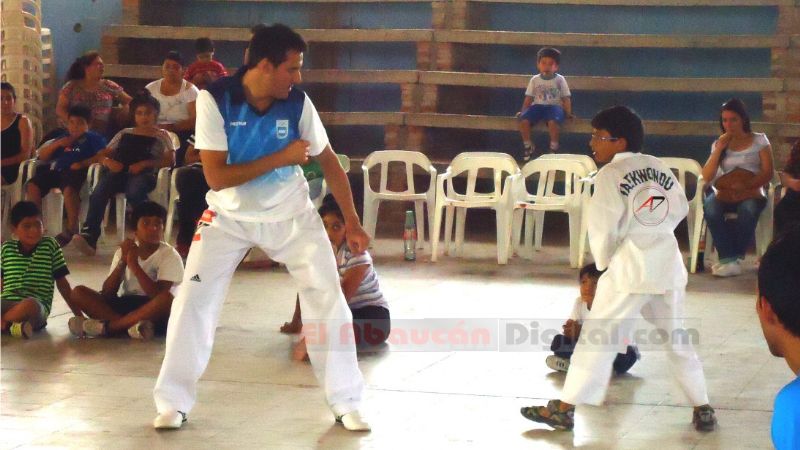 Sebastián Crismanich brindó un seminario en Fiambalá