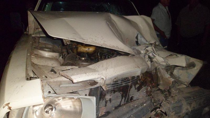 Conductor ebrio chocó de frente contra un colectivo en la Ruta N°41