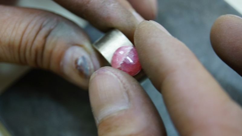 Plan de carrera de la Escuela Pública de  Orfebrería  