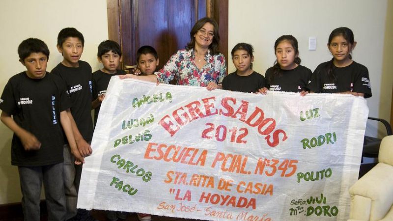 Lucía recibió la visita de alumnos de La Hoyada
