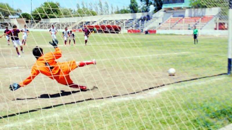  Santiago ganó la “ida” a Las Chacras, en Nacional Sub17