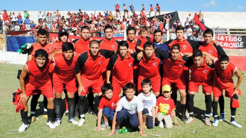 Defensores campeón del “Petit” y va al TDI 2013