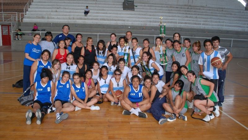Handball y basquet, tienen campeones Interescolares