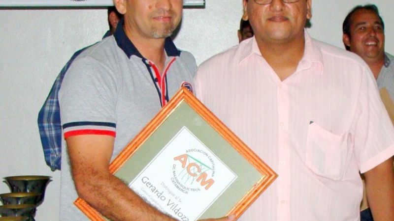  El Maxibásquet en su noche de balance y premiación 2012