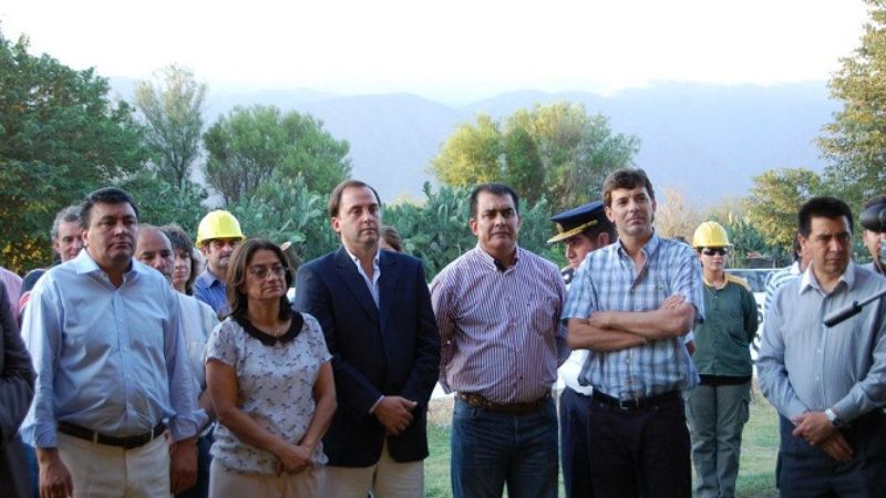 Inauguran obras eléctricas en Capayán