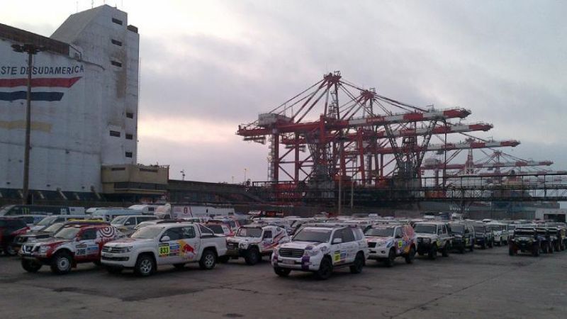 Rally Dakar 2013: los vehículos europeos llegaron a Perú