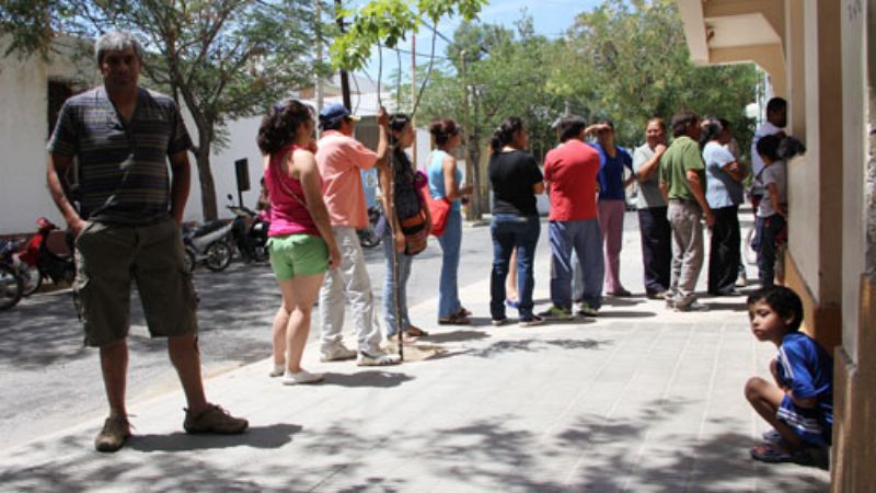 Caja navideña para todos los empleados municipales