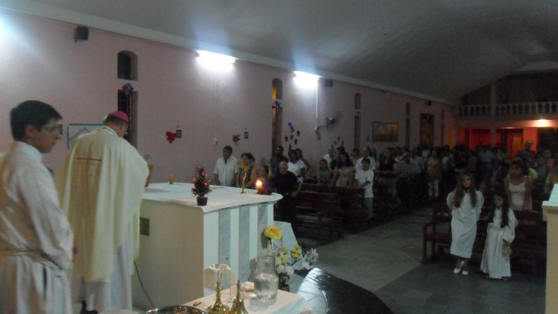 El Obispo celebró la Nochebuena y la Navidad en Santa Rosa