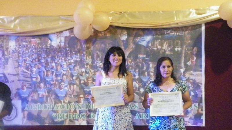 Cena, coronación y fiesta inolvidable 2012