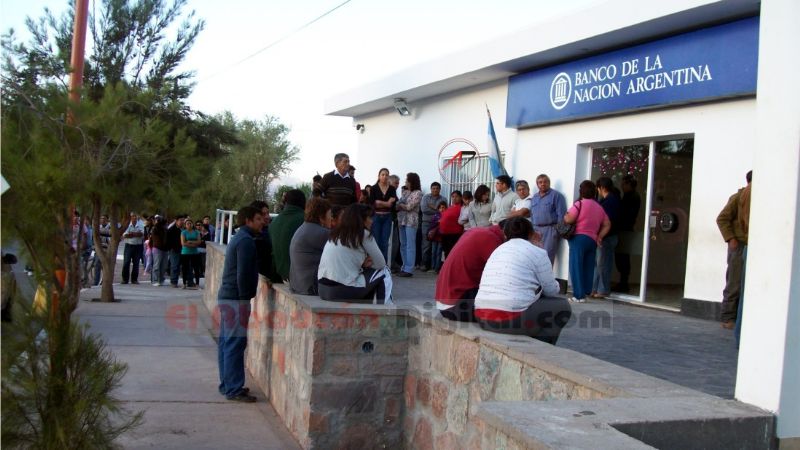 Malestar: el único cajero automático de Fiambalá, sin plata