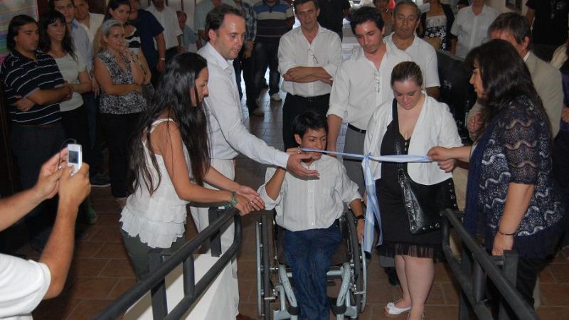 Inauguraron acceso a la Legislatura para personas discapacitadas