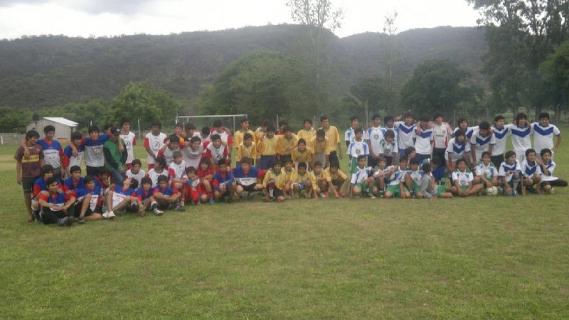 La Puerta festejó en el fútbol Sub 14