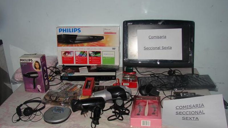 Secuestran elementos hallados en el techo de una vivienda