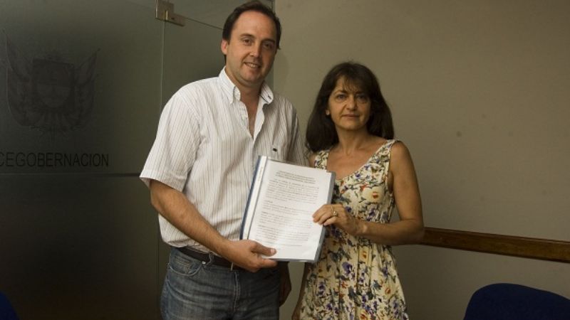 El Senado firmó convenio de colaboración con la Biblioteca Provincial “Dr. Julio Herrera”