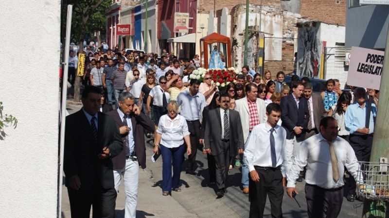 Legislativos rindieron honor a la Virgen