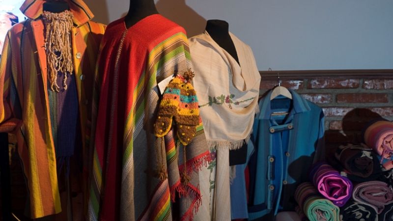 Productores catamarqueños en Feria por la Democracia