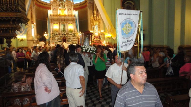 El Concejo capitalino homenajeó a la Virgen del Valle