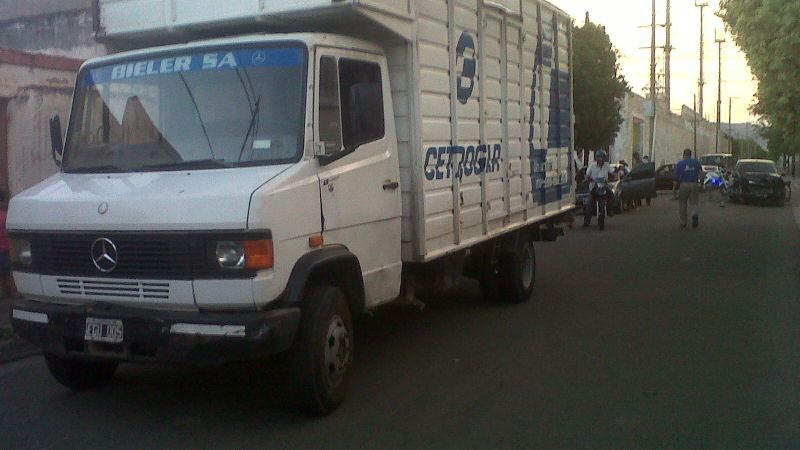Violento choque frente a la Liga