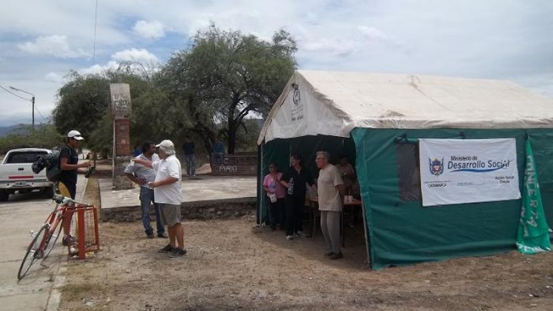 Instalaron carpas para asistir a peregrinos antes de la procesión