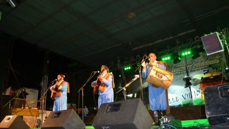 Más de 8 mil personas vivieron la primera noche de la doma y folclore 