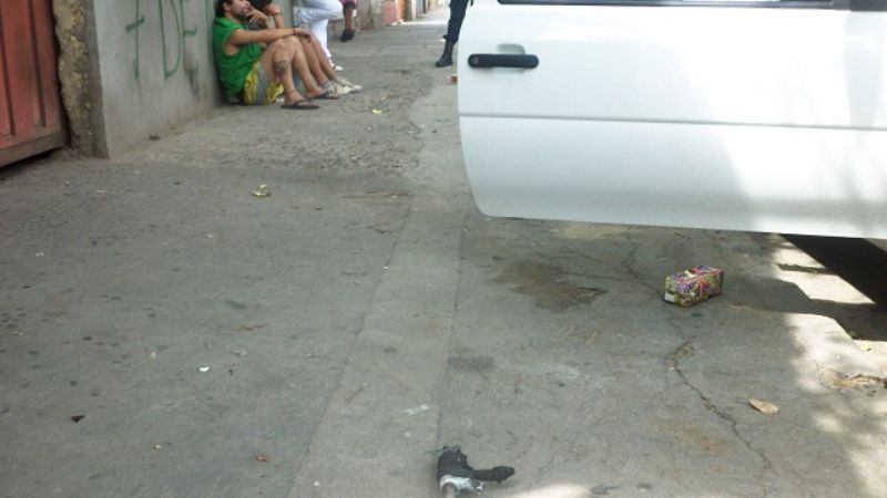 Encontraron armas en un auto y tres sujetos fueron arrestados