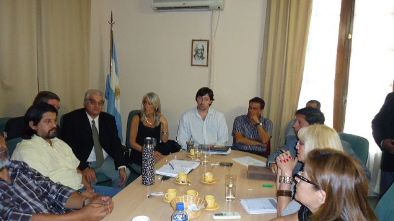 Primera audiencia de conciliación entre Educación y gremios  