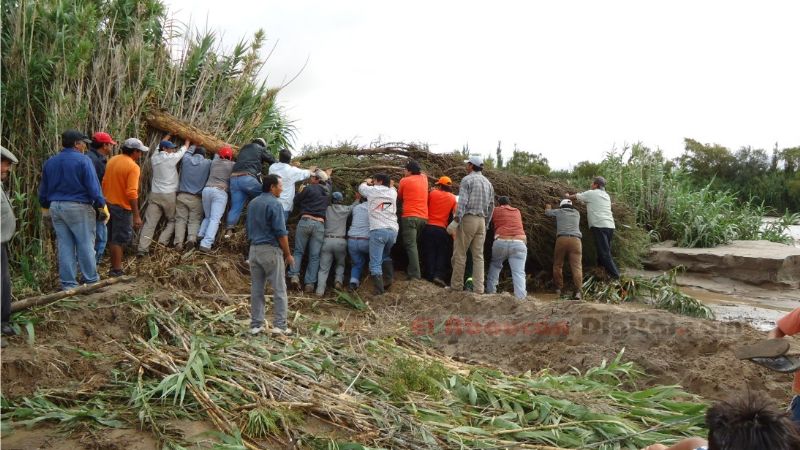 Comenzó la asistencia a los pueblos aislados por las crecidas
