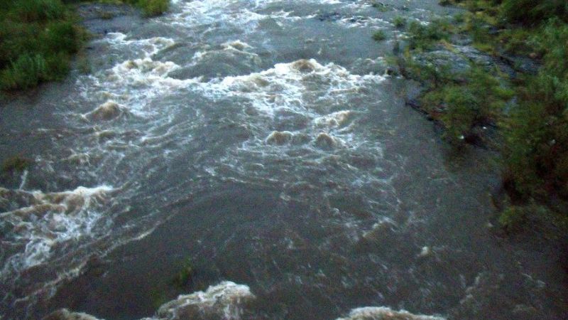 Comenzó a llegar la crecida del Río del Valle